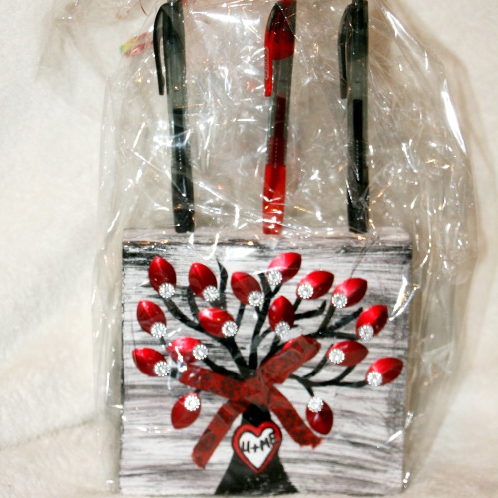 U + Me Tree Handmade Pen or Pencil Holder.
